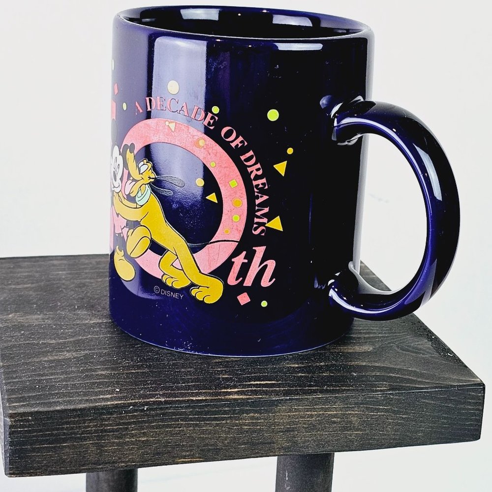 Vintage 1997 The Disney Store A Decade of Dreams Coffee Tea Hot Drink Mug 11 Oz - Picture 2 of 7